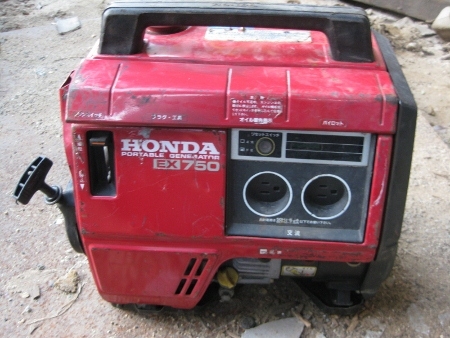 ขาย-เครื่องปั่นไฟขนาดพกพา มือสองเก่าญี่ปุ่น HONDA: EX750 เครื่องยนต์ พร้อมใช้งาน ทนทานครับ