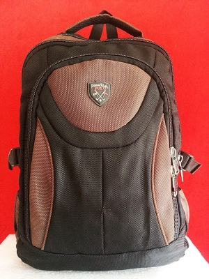 กระเป๋าใส่ Notebook เป้สะพายหลัง กระเป่าเดินทาง มือสองของแท้ สภาพสวยๆ หลายใบ