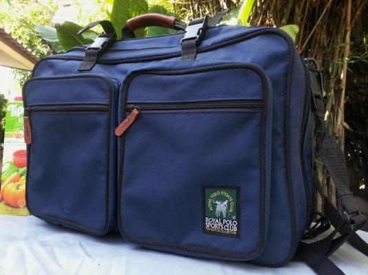 กระเป๋าใส่ Notebook เป้สะพายหลัง กระเป่าเดินทาง มือสองของแท้ สภาพสวยๆ หลายใบ