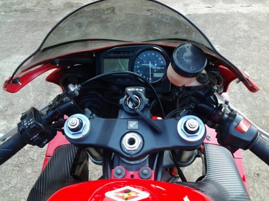 CBR954 ปี 2003 เอกสารครบ inv+สรรพสามิต ตัวจริง CBR954 ปี 2003 เอกสารครบ inv+สรรพสามิต ตัวจริง