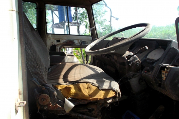 ขายด่วนรถ6ล้อFFเครือง185แรงม้าหัวครั้ชซีเบรดทิฟฟี่ยาง9