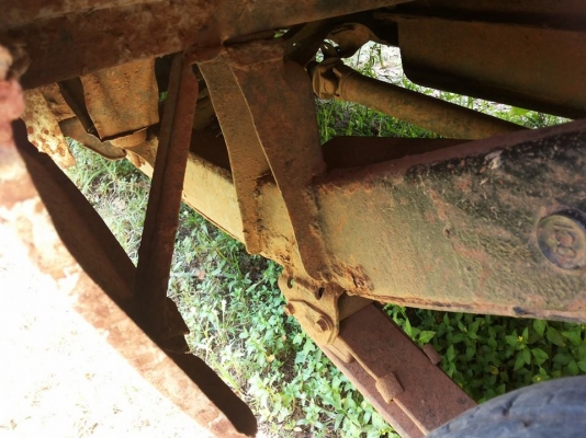 ***ขายแล้วครับขอบคุณ Truck2hand  ขายกระบะตอนเดียว เข้าไร่เข้าสวน TOYOTA LN40 ม้ากระโดด ดีเซล5ขอ เครื่องดีติดง่าย เกียร์ดี ช่วงล่างคัสซีเก็บมา ดามบนล่าง กระบะดีมีผุบ้าง แถมหลังคา ยางพอใช้ ภายในเก๋งดีผุนิดๆ เข้าไร่เข้าสวน ใช้งานได้ ขายตามสภาพ ทะเบียนขาดหลาย