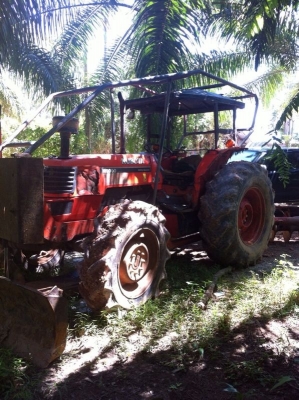 รถไถ  KUBOTA  M9000   (  รถทำงาน  3,xxx  ซม. )   สนใจติดต่อ 081 - 6079515