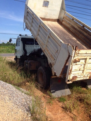 รถฮีโน่ 6 ล้อดั้ม FD174B 185 แรงม้า ( รถประกอบ ) สนใจติดต่อ 081 - 6079515 รถฮีโน่ 6 ล้อดั้ม FD174B 185 แรงม้า ( รถประกอบ ) สนใจติดต่อ 081 - 6079515