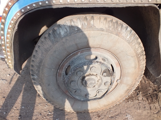 HINO JMC   ติดต่อปารวี  โทร 0839686255