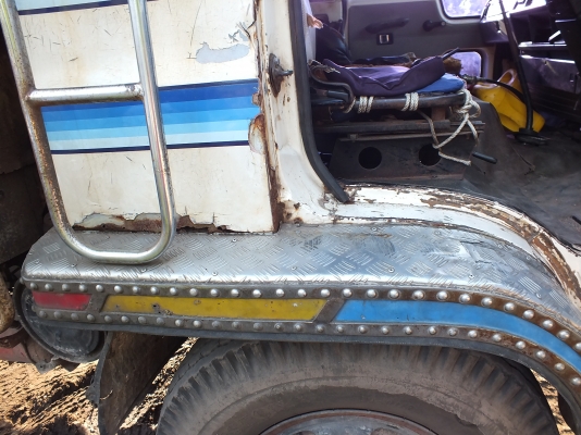 HINO JMC   ติดต่อปารวี  โทร 0839686255