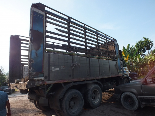 HINO JMC   ติดต่อปารวี  โทร 0839686255