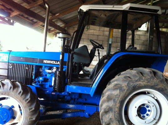 ขายฟอร์ด. Newholland 7740 turbo สภาพใหม่มาก
