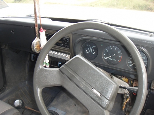 ขาย MAZDA FAMILIA น้อย แค๊ป ปี 1993 ขาย MAZDA FAMILIA น้อย แค๊ป ปี 1993