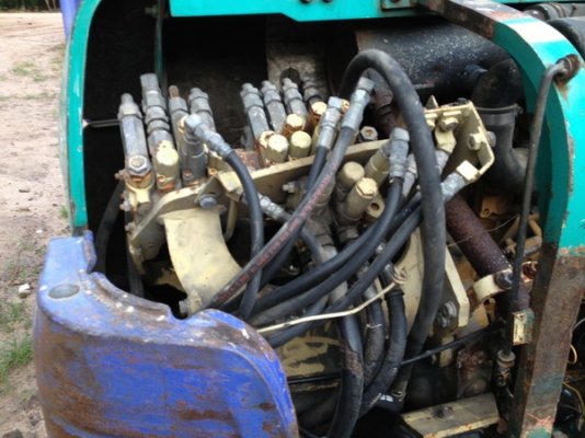 ขายรถขุด แมคโครเล็ก KOMATSU PC30-7 สภาพพร้อมใช้ราคาเบาๆ