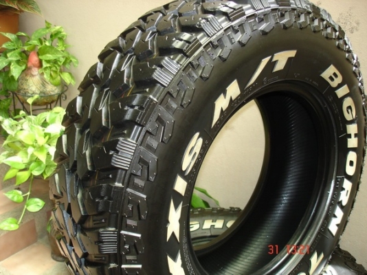 ขายยาง  Maxxis Bighorn  245 x 75 x 16