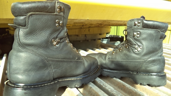 Caterpillar size 45 EUR Caterpillar size 45 EUR