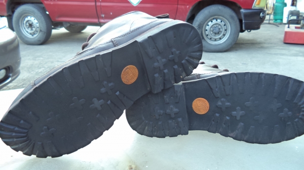 รองเท้าหนัง Timberland size 11 W รองเท้าหนัง Timberland size 11 W