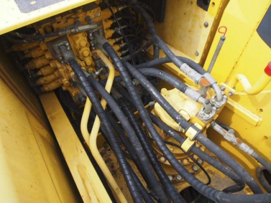 รถแบคโฮ 2007 Komatus PC200-8N1 เครื่องจักรนำเข้ามือสองจากต่างประเทศ สภาพสวยพร้อมใช้งาน ชั่วโมงทำงาน 4,134 ชม.