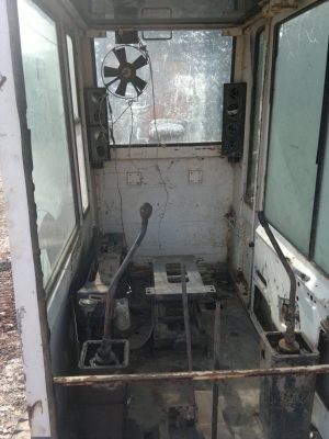 ขายครับ หัวเก๋ง  KOMATSU PC200-3 สภาพสวย สนใจโทรสอบถามได้นะครับ