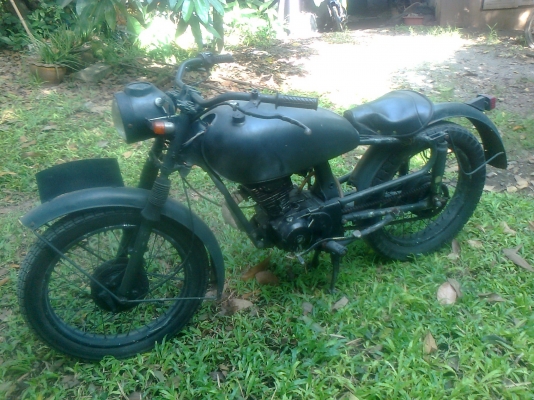 ขายcg 125 ทะเบียนขับได้เลย ขาย 12000 บาทครับ