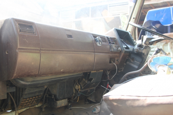 ขาย 6 ล้อดัม HINO FC150 WO6D ขาย 6 ล้อดัม HINO FC150 WO6D