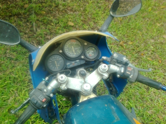 ขาย nsr 150 เครื่องดีขับได้เลยทะเบียนปี 56