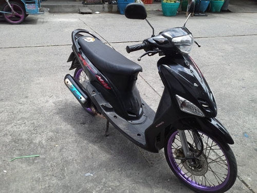 mio ลายจีน ปี 49 สีดำ ล้อน้ำเงิน รถเดิมๆ ชุดสีสวย เครื่องแน่นๆ ไม่มีหลวม ไม่ควันขาว เอกสารชุดโอนครบ mio ลายจีน ปี 49 สีดำ ล้อน้ำเงิน รถเดิมๆ ชุดสีสวย เครื่องแน่นๆ ไม่มีหลวม ไม่ควันขาว เอกสารชุดโอนครบ