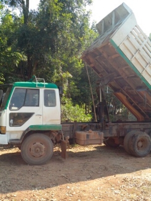 MITSUBISHI   MAเครื่อง 195แรง  6D  16  ดั้ม