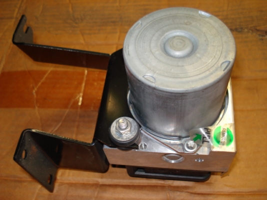 ขายปั้มabs isuzu dmax