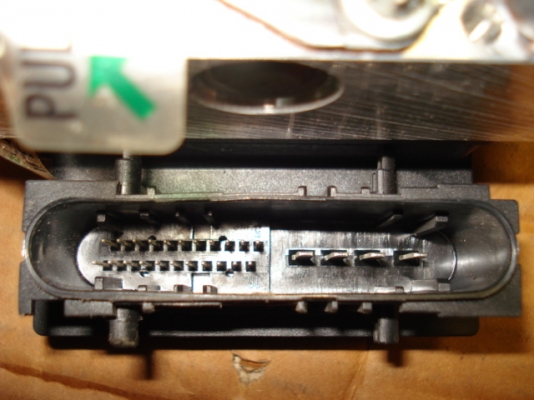 ขายปั้มabs isuzu dmax