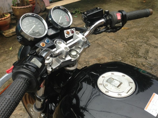 ต้ำพระราม2ขายyamaha xjr400ปี97 สภาพดีพร้อมใช้รับประกันเครื่องยนตร์