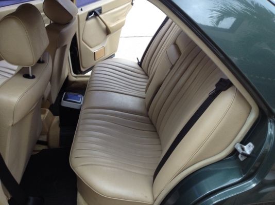 ขายถูกรถเบนซ์230e