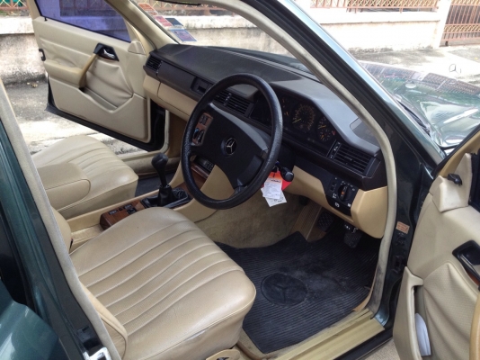 ขายถูกรถเบนซ์230e