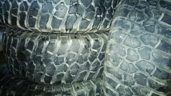 ยางbf mud 35*12.5*15 ปี09