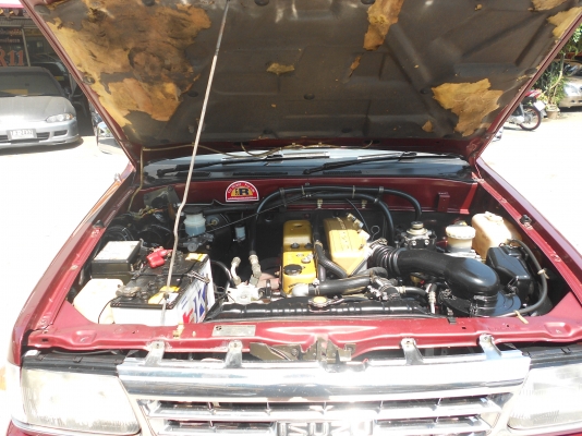 ISUZU - TFR มังกรทอง - VICTOR III VAN 2.5 MT ปี1997