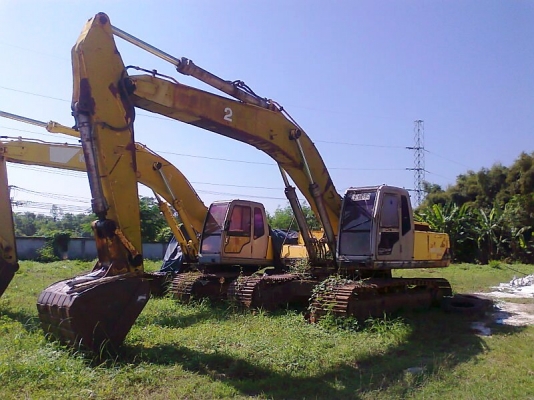 รถแบคโฮ KOBELCO SK300 M3 เอวแน่น ช่วงล่าง 95\% รถมีทะเบียน ราคาต่อรองได้