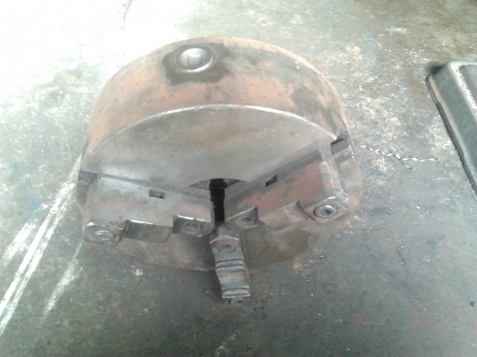 ขายสามจับ10''และ12''สี่จับตัวละ 3.000 บาท ขายสามจับ10''และ12''สี่จับตัวละ 3.000 บาท