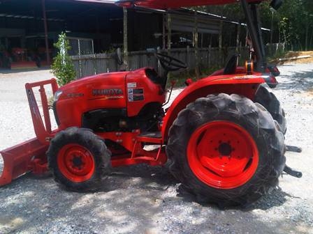ขายรถไถ Kubota L 3608 (4WD) พร้อมดันหน้าและผานหลัง ขายรถไถ Kubota L 3608 (4WD) พร้อมดันหน้าและผานหลัง