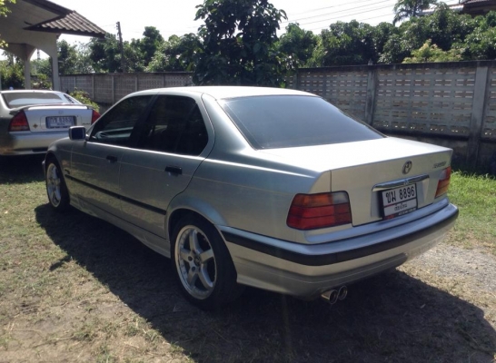 ขายด่วน BMW สภาพนางฟ้า ราคา 255,000 บาท