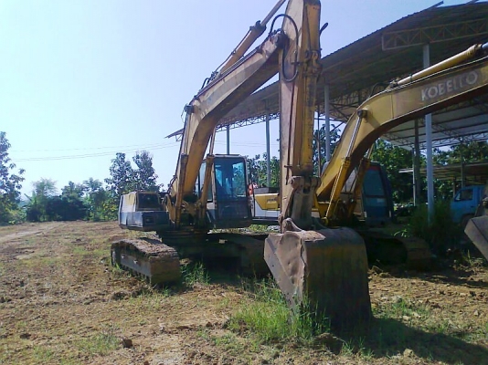 รถขุด KOMATSU PC200-5 รถสวย สีเดิม ๆ.