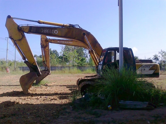 รถขุด KOBELCO SK220 M3 เครื่องเดิม ปั้มเดิม รถสีเดิม ๆ