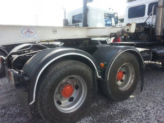 Hino  หัวเปอร์เซีย เครื่่อง K13   325 แรงม้า