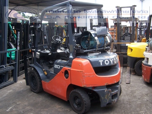ขาย รถโฟล์คลิฟท์ TOYOTA รุ่น 8FG-20
