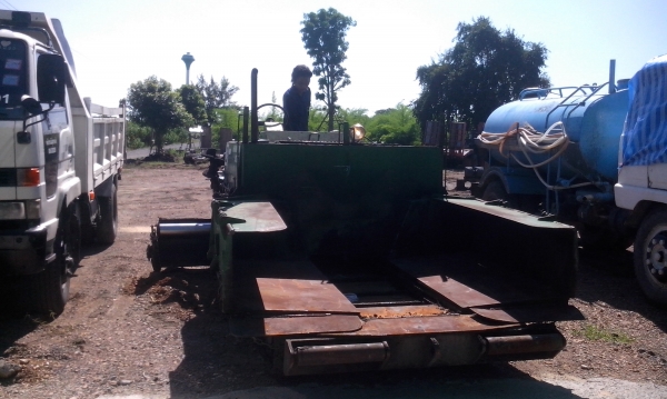 เครื่องปูยาง HANTA - BP31C  เก่านอก พร้อมใช้งาน