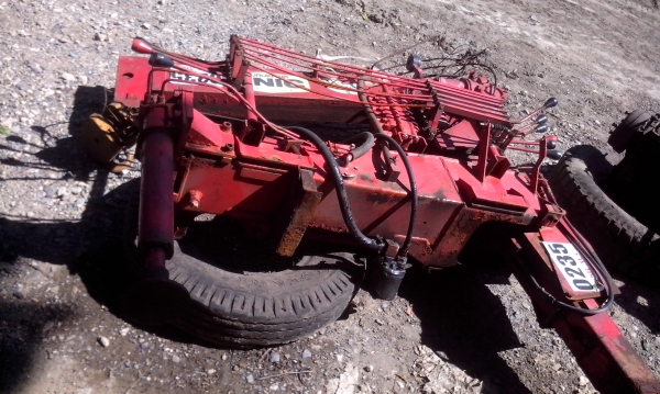 เครน 2.5 TON  UNIC  เก่านอก