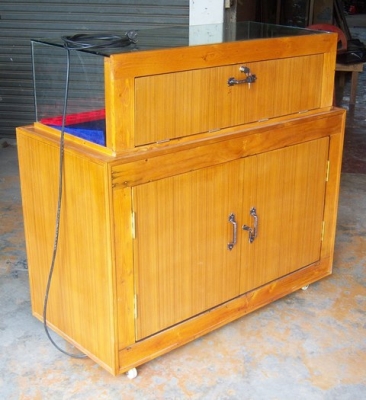 ขายตู้โชร์พระสภาพใหม่ ราคาถูก อยู่จรัญ13 ติดต่อ 083-0005517