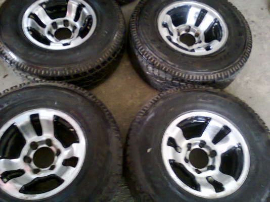 R15X8.5 ET-28 6/139 ยางใหม่ปี11 31X10.5 ไม่เคยใช้งาน