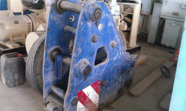 ขายหัวเจาะติดแบคโคPC200-300