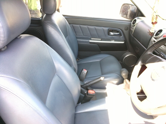 อิซูซุ ไฮแลนเดอร์ แพลตินั่ม 2.5Ddi ปี53 อิซูซุ ไฮแลนเดอร์ แพลตินั่ม 2.5Ddi ปี53