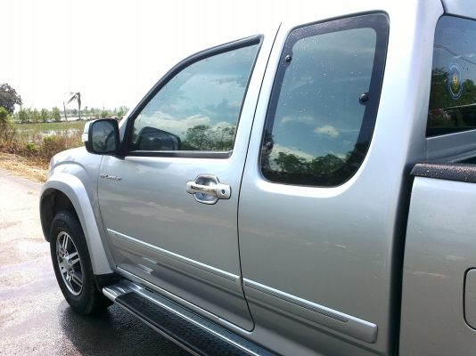 อิซูซุ ไฮแลนเดอร์ แพลตินั่ม 2.5Ddi ปี53 อิซูซุ ไฮแลนเดอร์ แพลตินั่ม 2.5Ddi ปี53