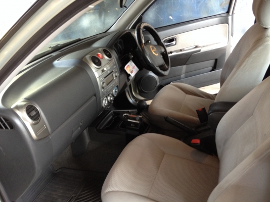 D-Max Goldseries 2.5SLX SPACECAB D-Max Goldseries 2.5SLX SPACECAB