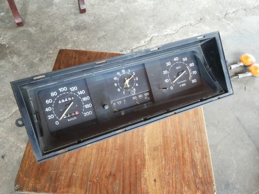 ขายไมค์เฟียต131หน่อยครับ