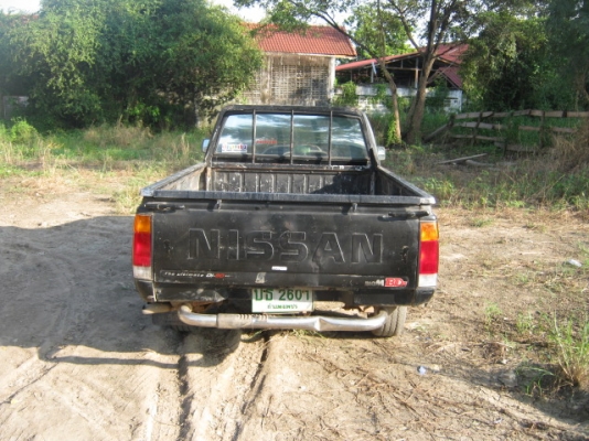 นิสสัน TD 2500 ขายถูกเครื่องดี คลัสซีสวย ภายในเอี่ยม โทร 087-851-5148