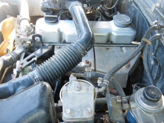 นิสสัน TD 2500 ขายถูกเครื่องดี คลัสซีสวย ภายในเอี่ยม โทร 087-851-5148